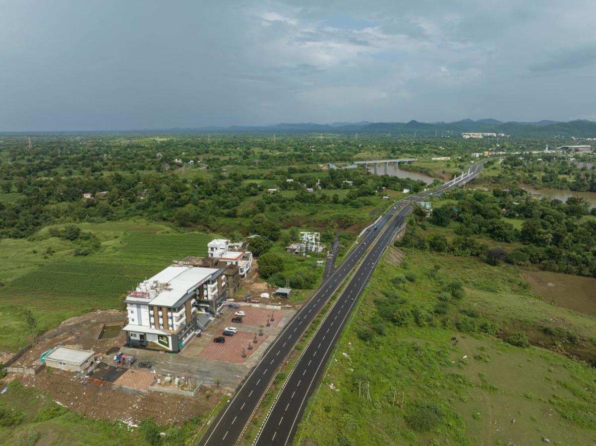 Garudeshwar The Scenic Unity酒店 外观 照片