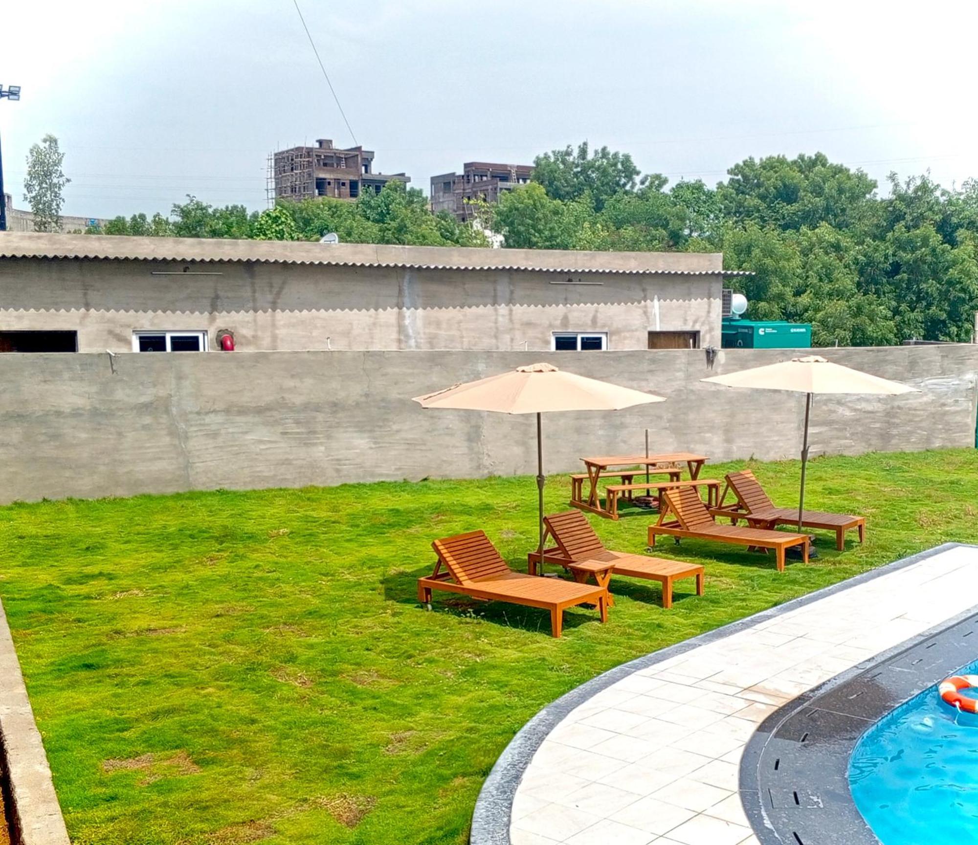 Garudeshwar The Scenic Unity酒店 外观 照片